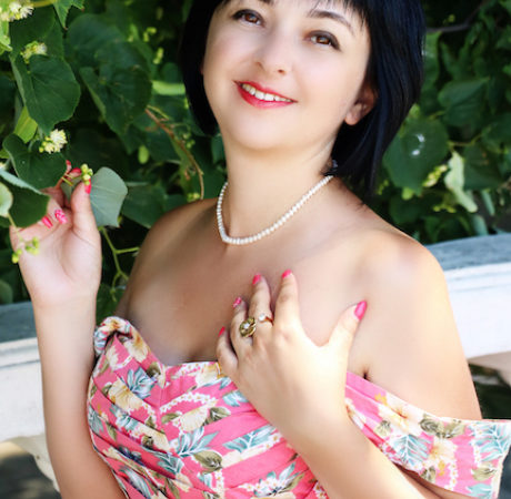 493 – mu2521 Ludmila 39 y.o.