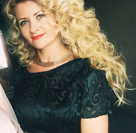 592 – mu1909 Natalia 44 y.o.