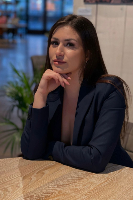 mu3323 Ksenia 34 y.o.