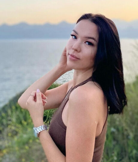 mu3379 Elena 31 y.o.