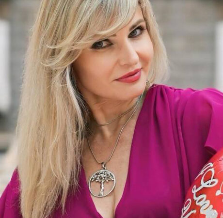 lu3428 Ilona 49 y.o.